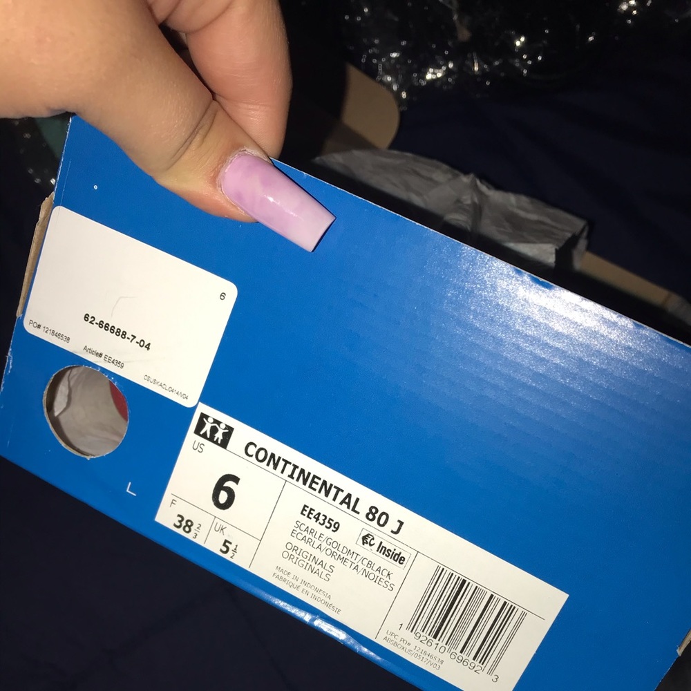 Size 6 adidas